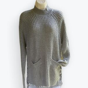 Fuzzy Fluffy Gray Chunky Knit Sweater Lace-Up Sides ~ M